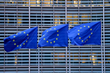 EU Commission unveils new measures to tackle mass arrivals at external borders