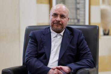 Iran says it is prepared to 'fight and negotiate' with US
