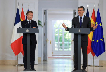 Spain, France welcome UK's intent to rejoin EU