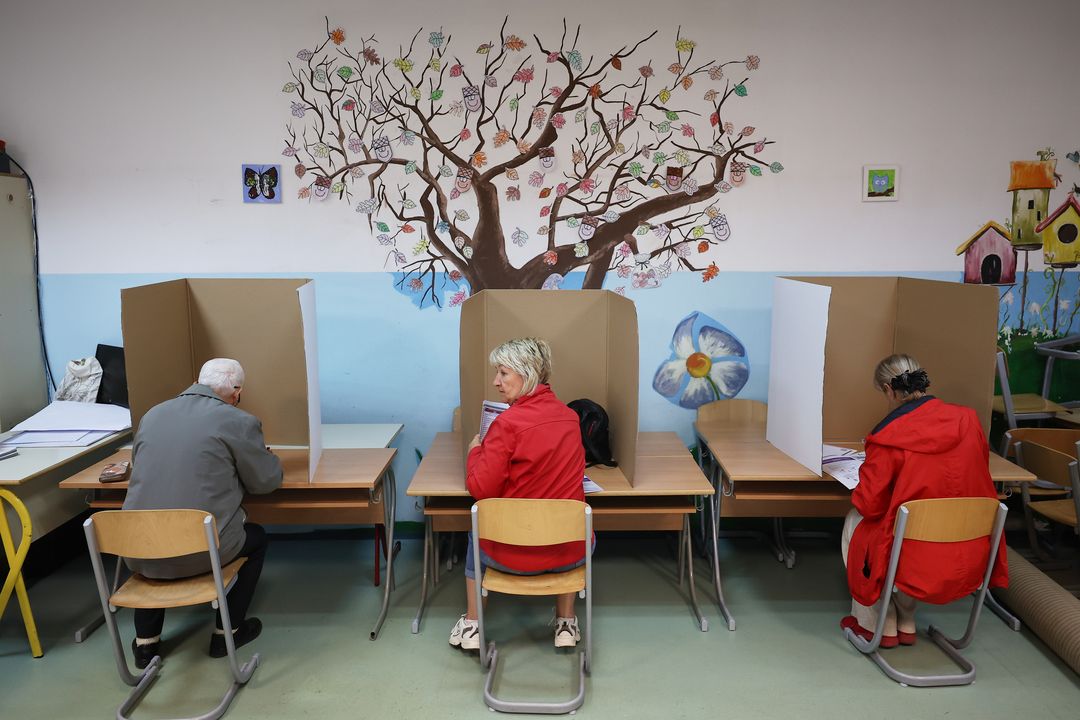 Bosnia and Herzegovina holds elections for new president, lawmakers